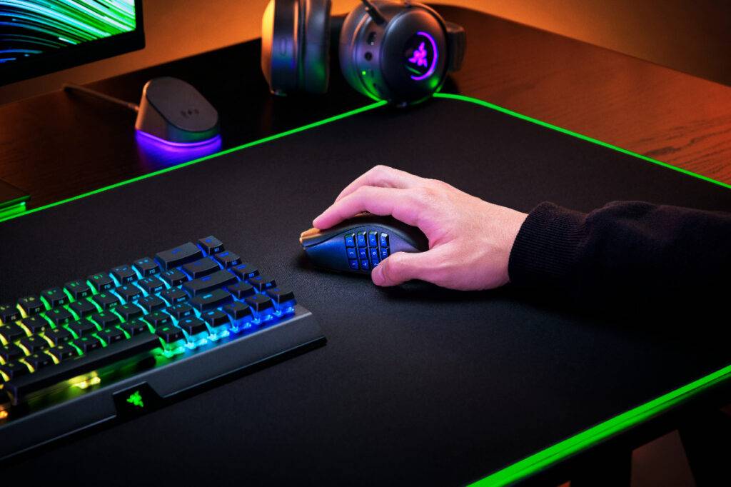 naga razer naga
