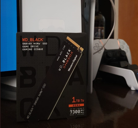 SSD WD_BLACK SN850X NVMe SSD WD_BLACK SN850X NVMe