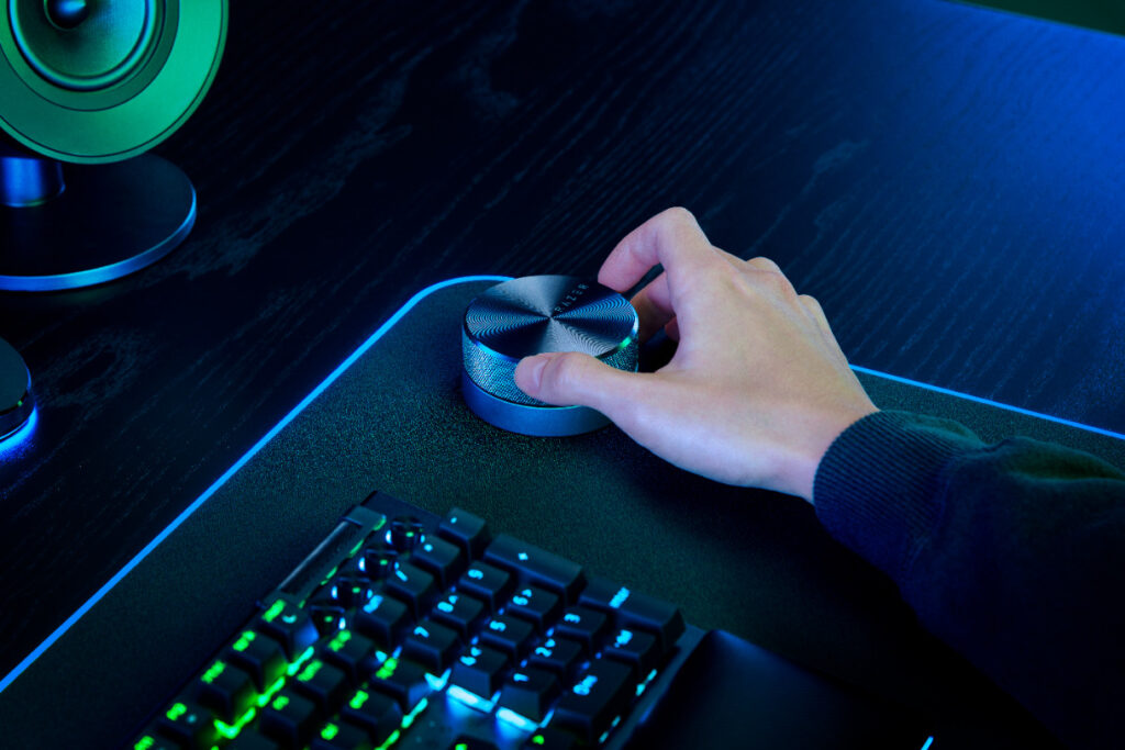 nommo v2 razer nommo v2